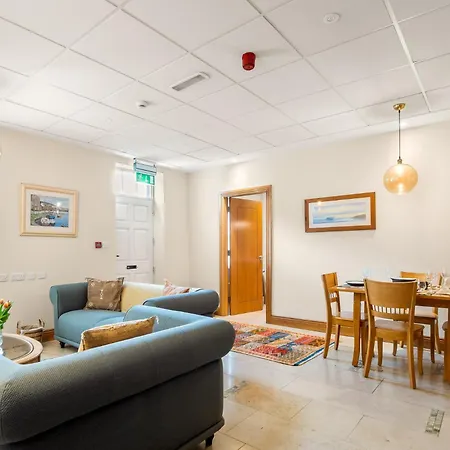 Apartment 1 Chapel Lane House